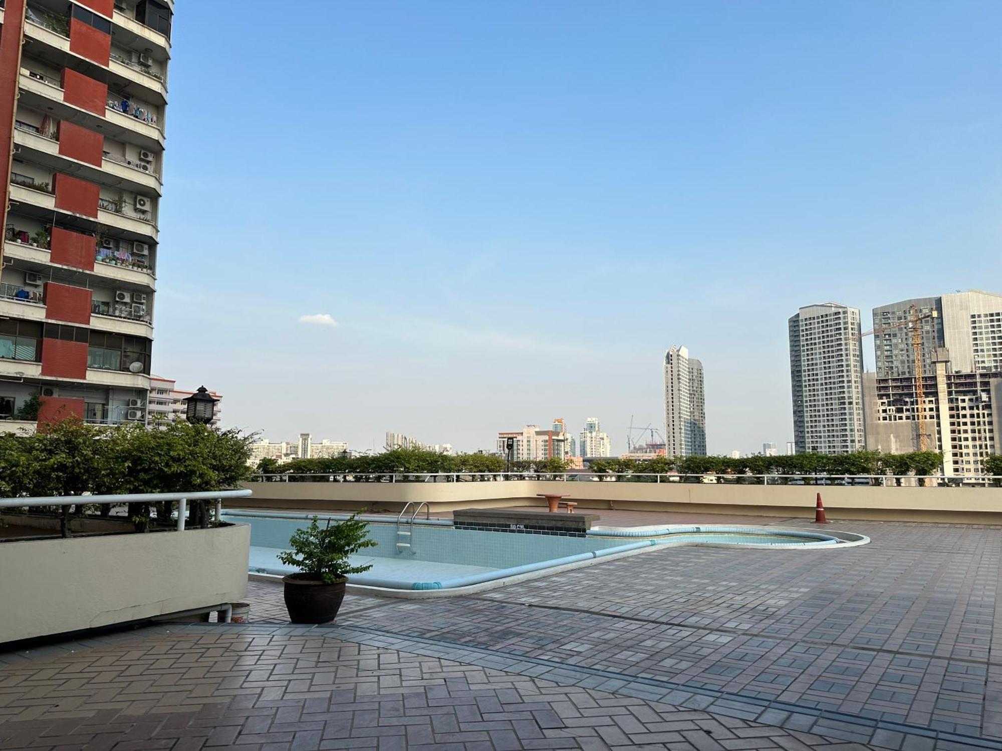 曼谷Country Complex Bangna公寓式酒店 外观 照片