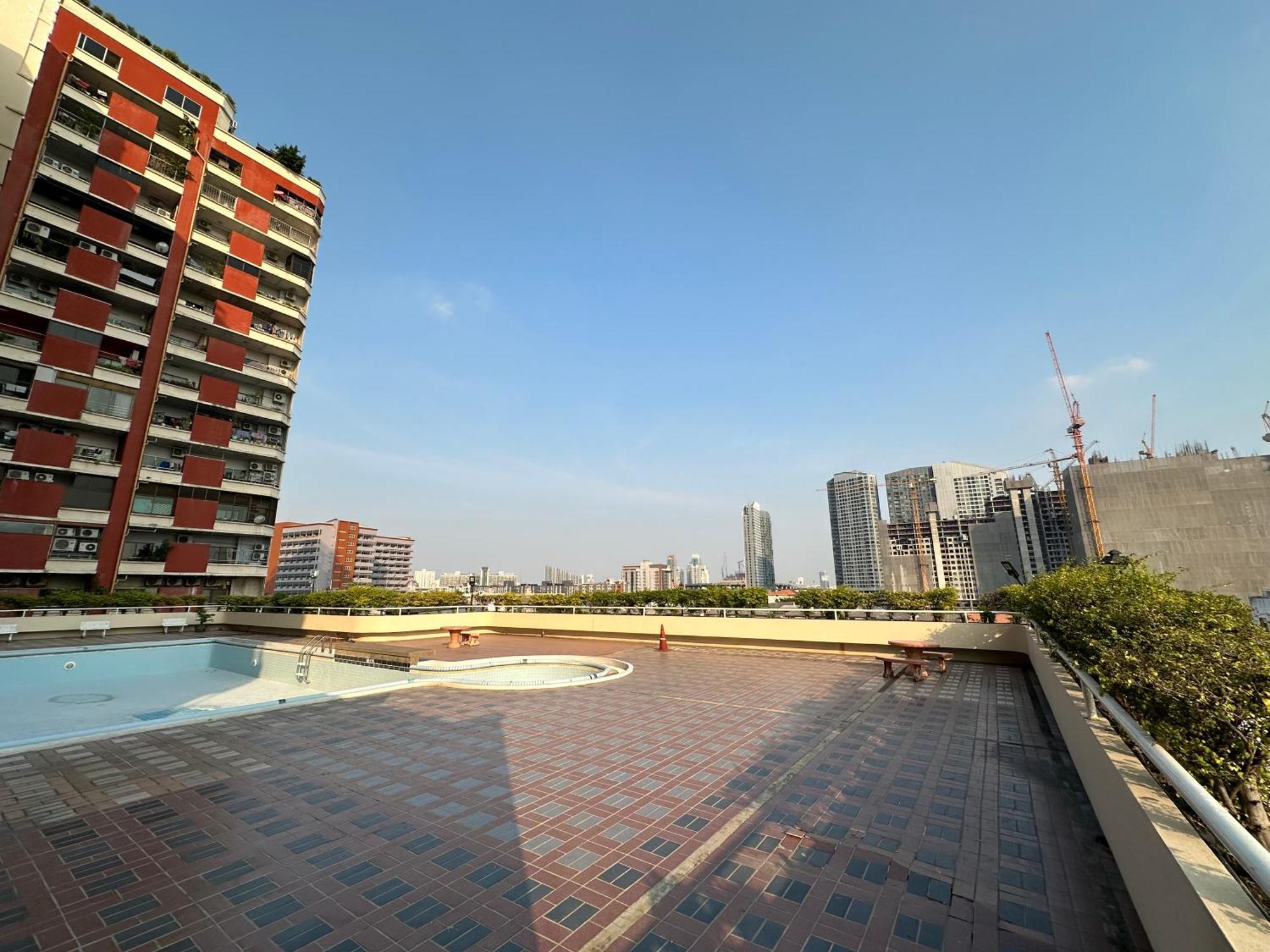 曼谷Country Complex Bangna公寓式酒店 外观 照片