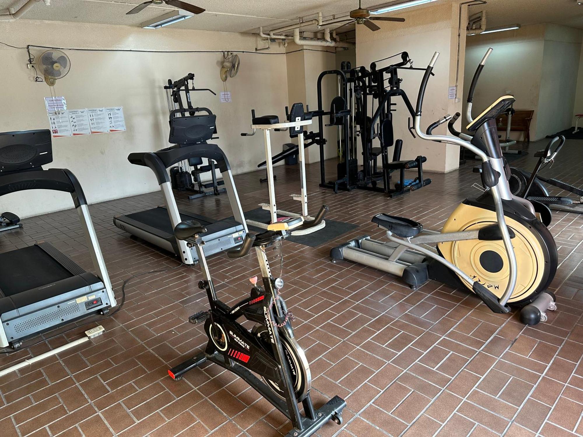 曼谷Country Complex Bangna公寓式酒店 外观 照片