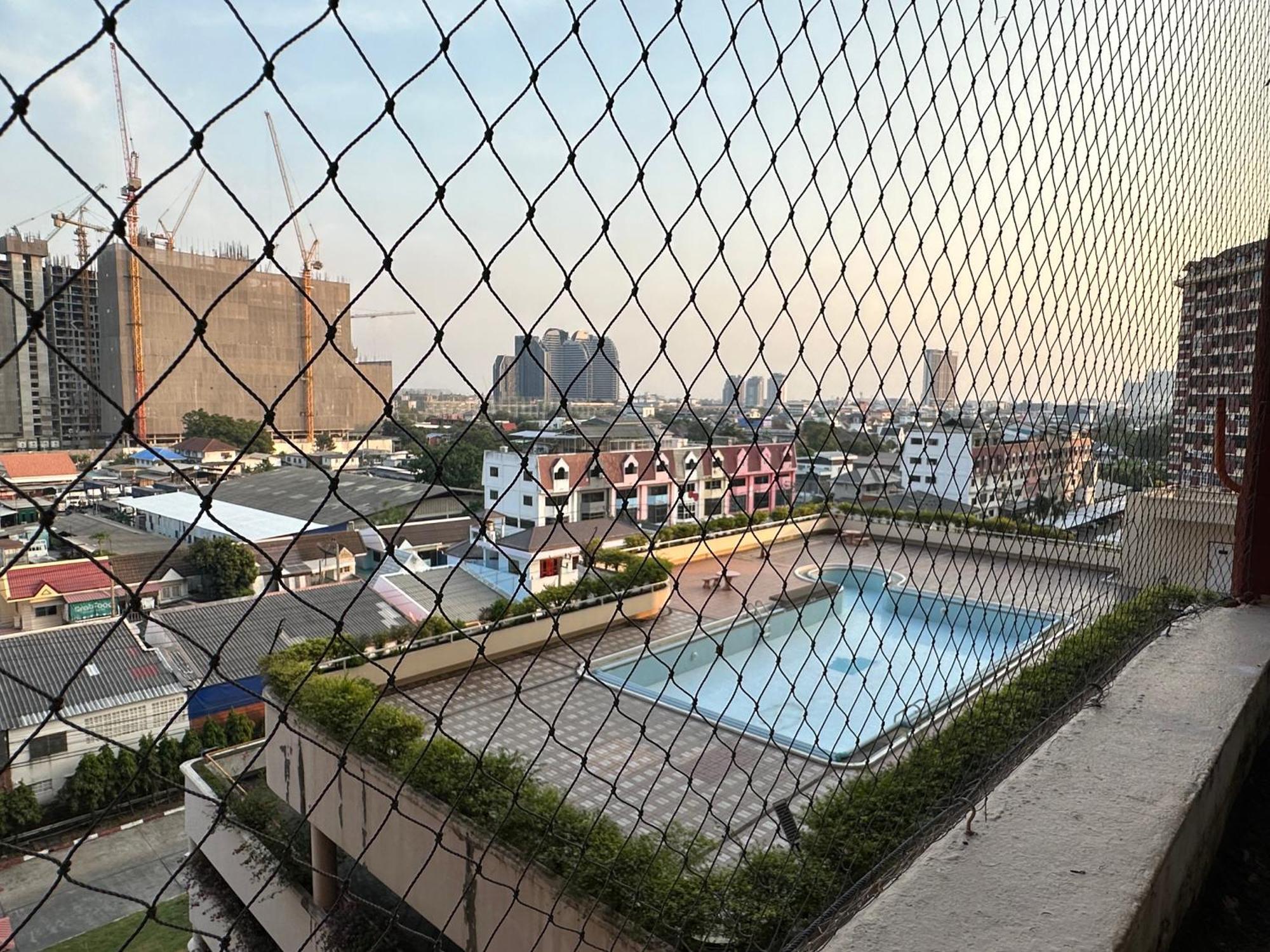 曼谷Country Complex Bangna公寓式酒店 外观 照片