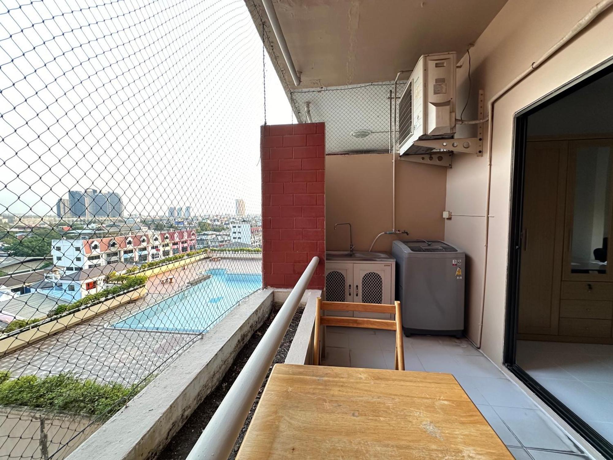 曼谷Country Complex Bangna公寓式酒店 外观 照片